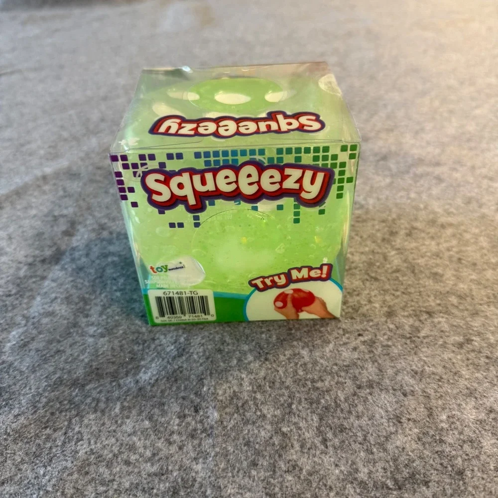Toymendous squeeezy sensory